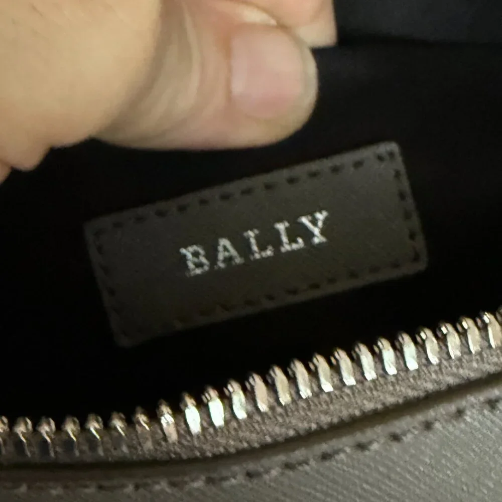 Bally Italy Men's/Unisex Crossbody‎ Bag in Gray Embossed Leather